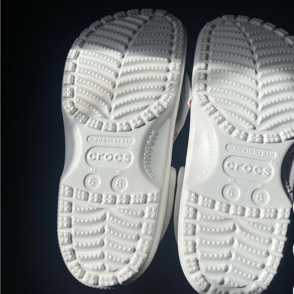 White Crocs Women's Size 8 Men's Size 6  Shoes NEW